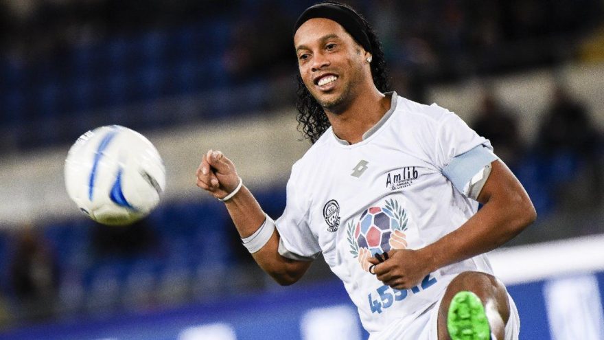 Ronaldinho iki kadınla birden evleniyor!