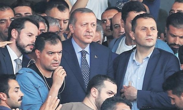 Erdoğan’ın darbecilerle kovalamaca görüntüleri 2 yıl sonra ortaya çıktı