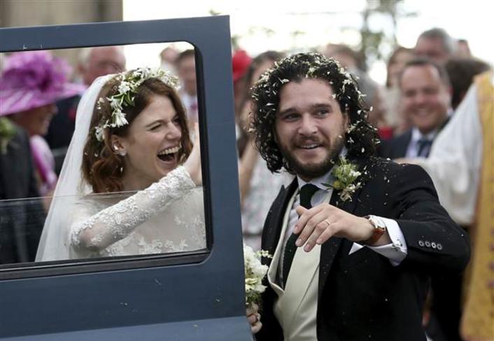 Game of Thrones’un yıldızları evlendi