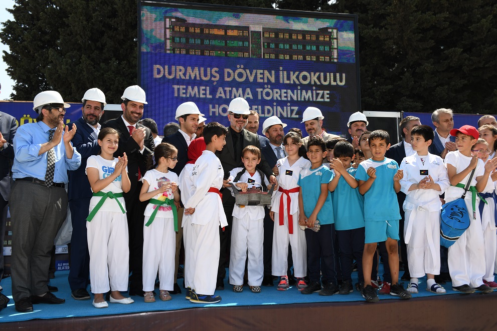 UZAYA ÇIKAN İLK TÜRK ESENYURT’TA OKUL YAPTIRIYOR