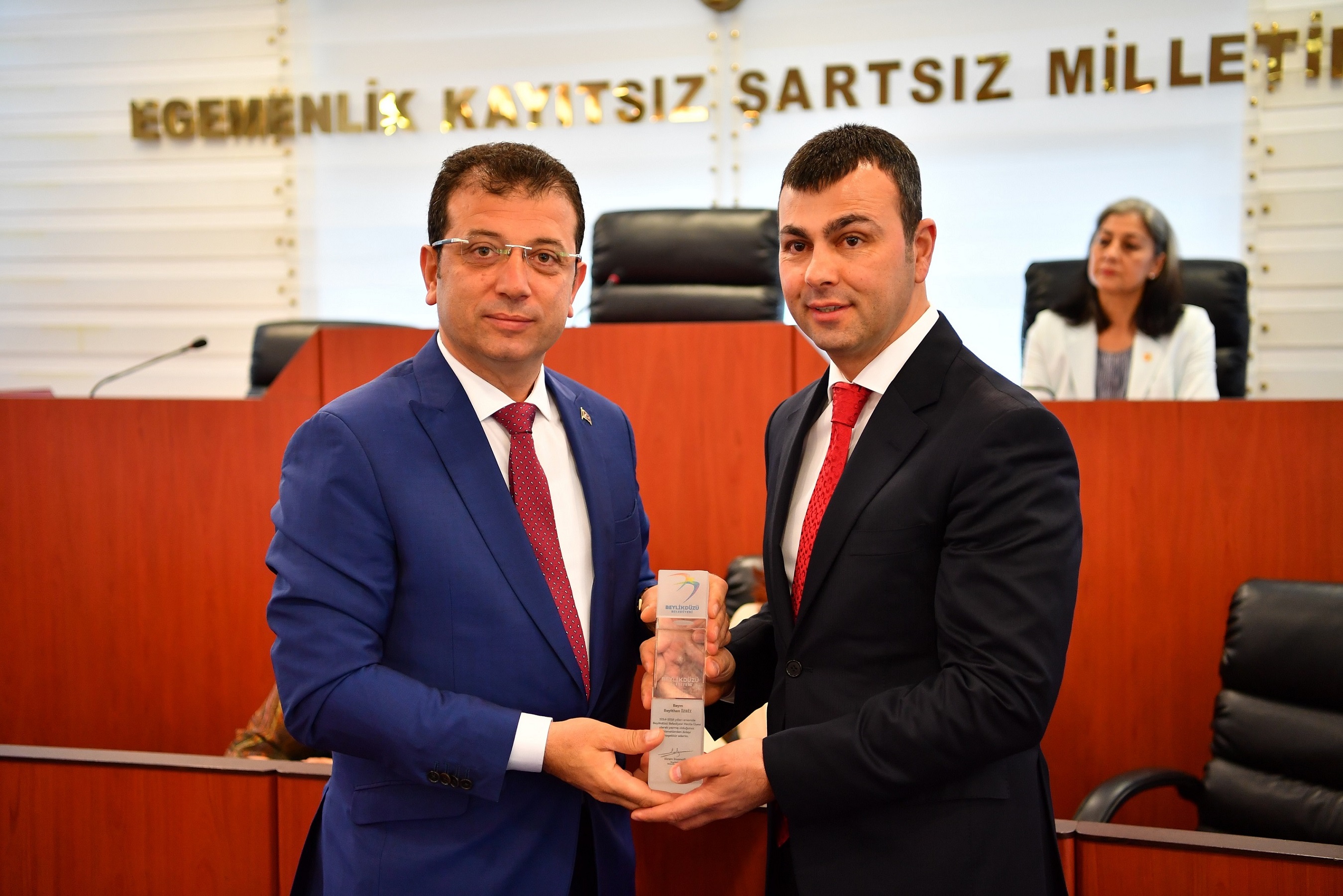 SEYİTHAN İZSİZ VEDA ETTİ