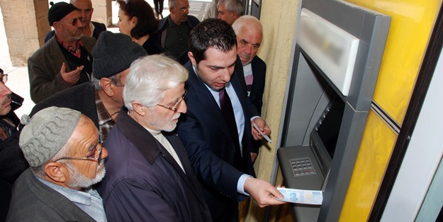 En düşük emekli maaşı ne kadar olacak? Tahminler açıklandı