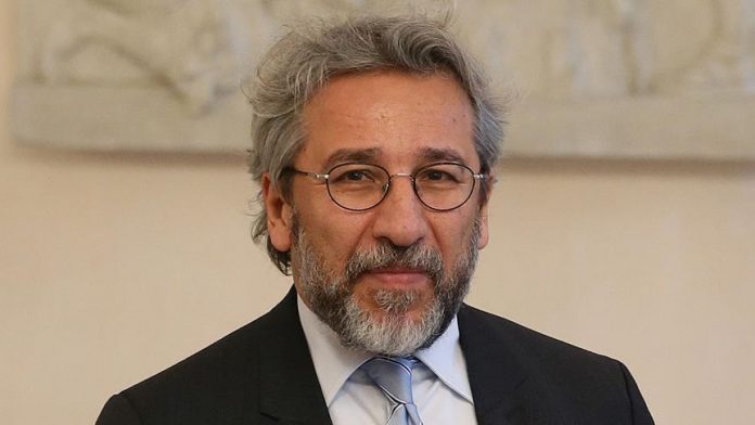 FETÖ tetikçisi Can Dündar ve İlhan Tanır’a kırmızı bülten kararı