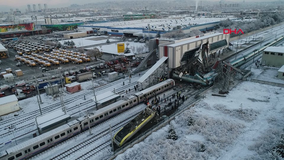 Ankara’da Yüksek Hızlı Tren kazası: 7 kişi öldü, 46 kişi yaralandı