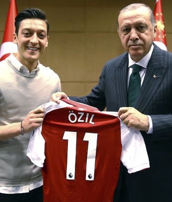 Almanya’dan Mesut Özil itirafı