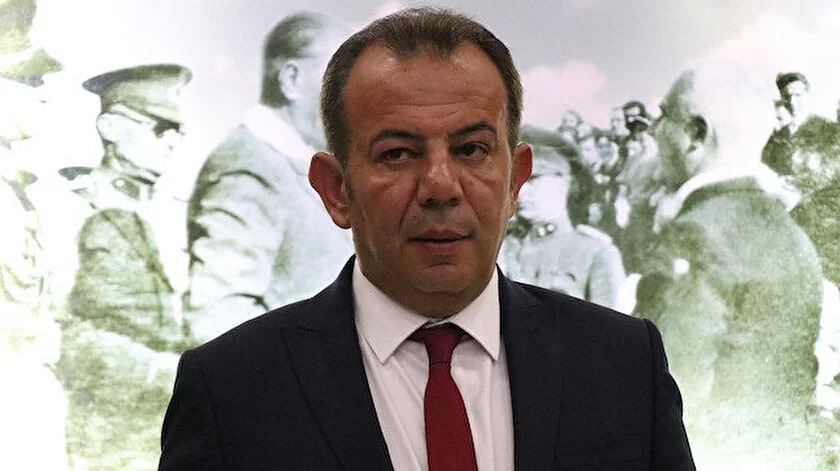 Bolu’nun delisi Tanju Özcan’dan AK Partili kadın meclis üyesine ahlaksız sözler