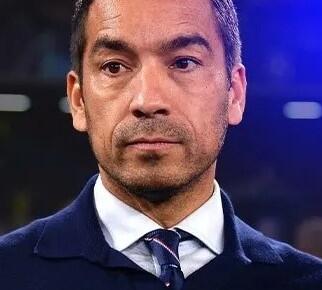 Beşiktaş’ta Giovanni Van Bronckhorst gönderildi!