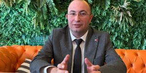 AK PARTİ İLÇE BAŞKANI AKSOY BELEDİYE BAŞKANI ÇAYKARA’YI YERDEN YERE VURDU