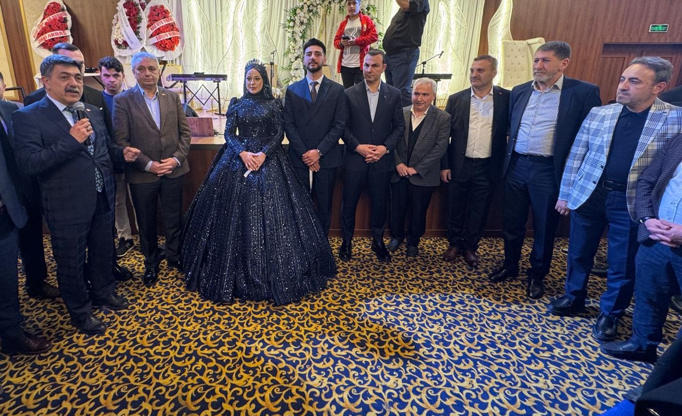 KURUŞ AİLESİNİN MUTLU GÜNÜ