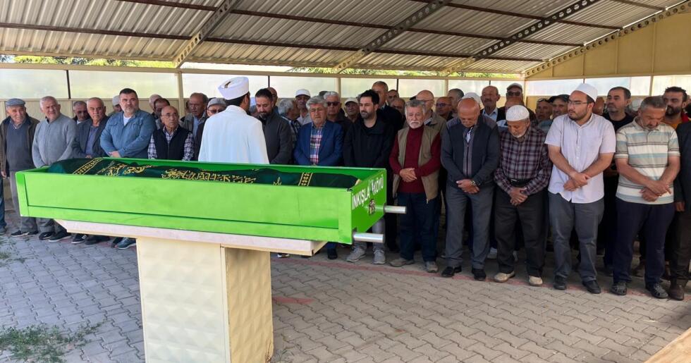 TİMUR AKÇİÇEK TEŞEKKÜR ETTİ