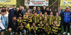 GAZETECİ GÜRSEL KARASANSAR ANISINA DÜZENLENEN TURNUVADA MİNİKLER MADALYA SEVİNCİ YAŞADI