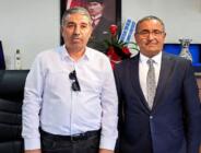 MİNİBÜSÇÜLER CAMİASINDA BAYRAK DEĞİŞİMİ